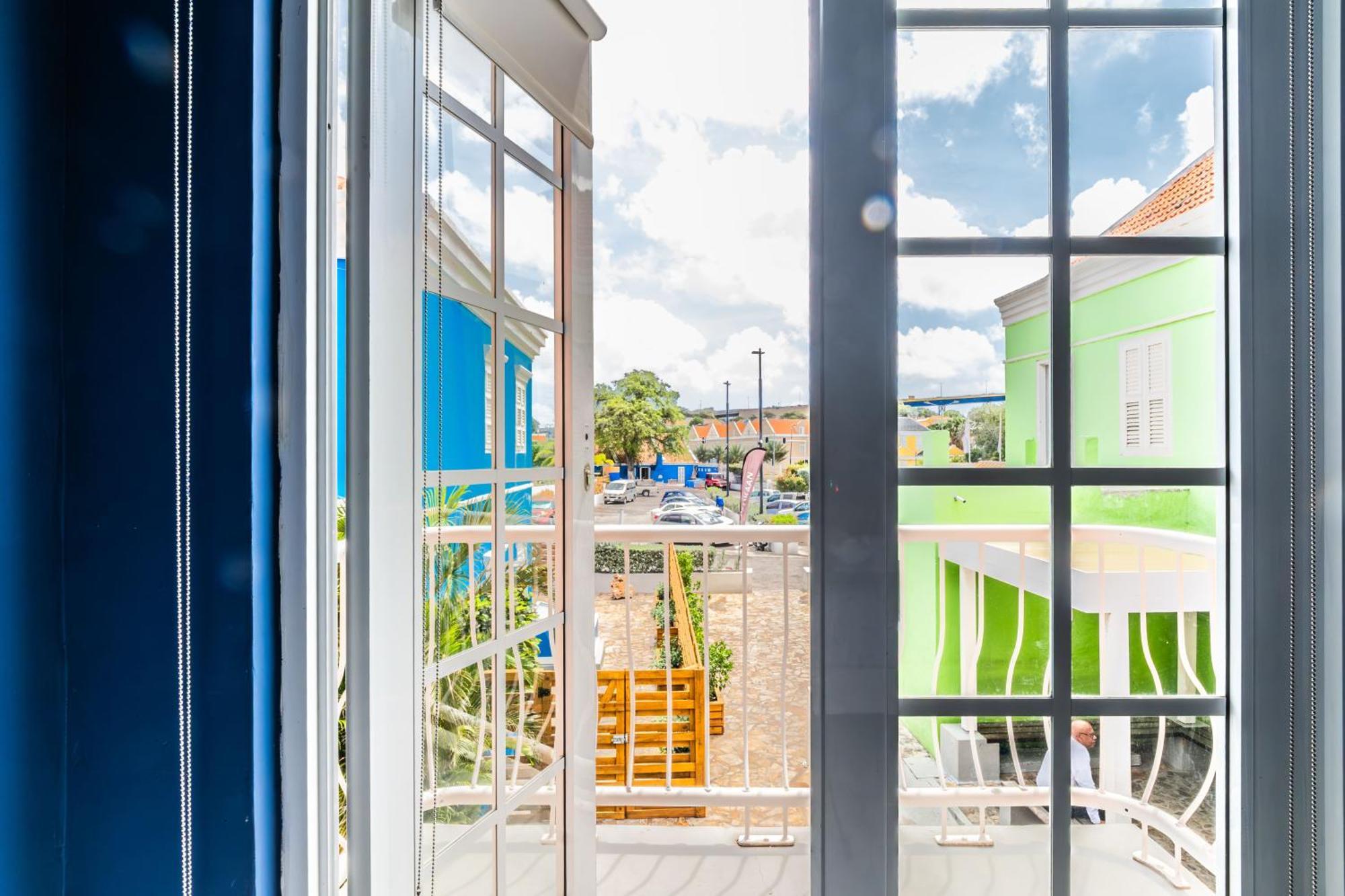 The Freedom Hotel Willemstad Ngoại thất bức ảnh