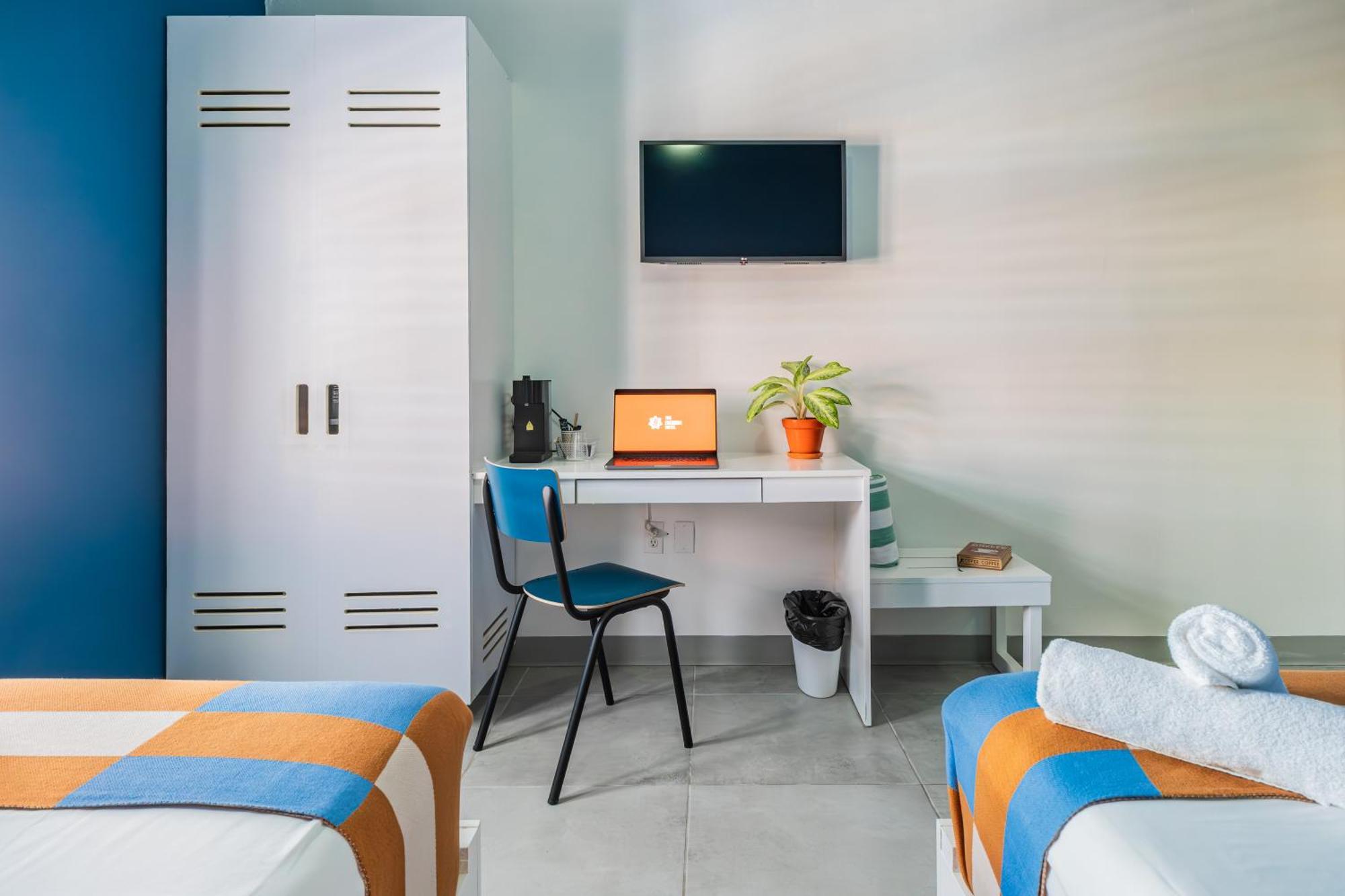 The Freedom Hotel Willemstad Ngoại thất bức ảnh